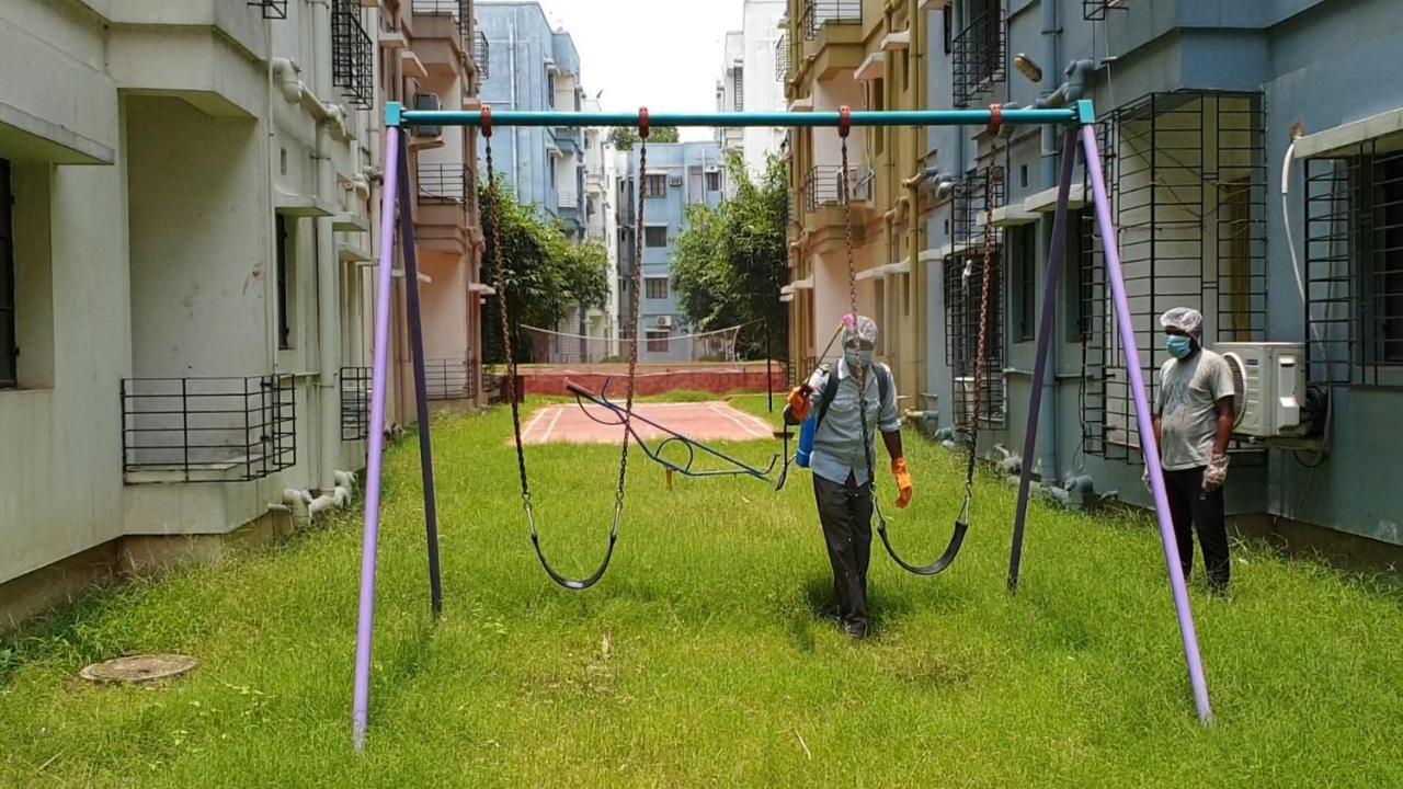 Panthashala Santiniketan Hotel Sri Niketan Exterior photo