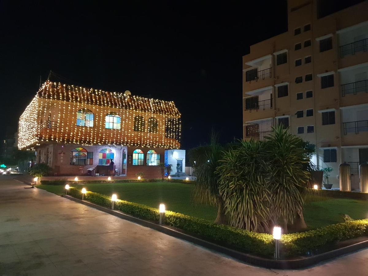 Panthashala Santiniketan Hotel Sri Niketan Exterior photo