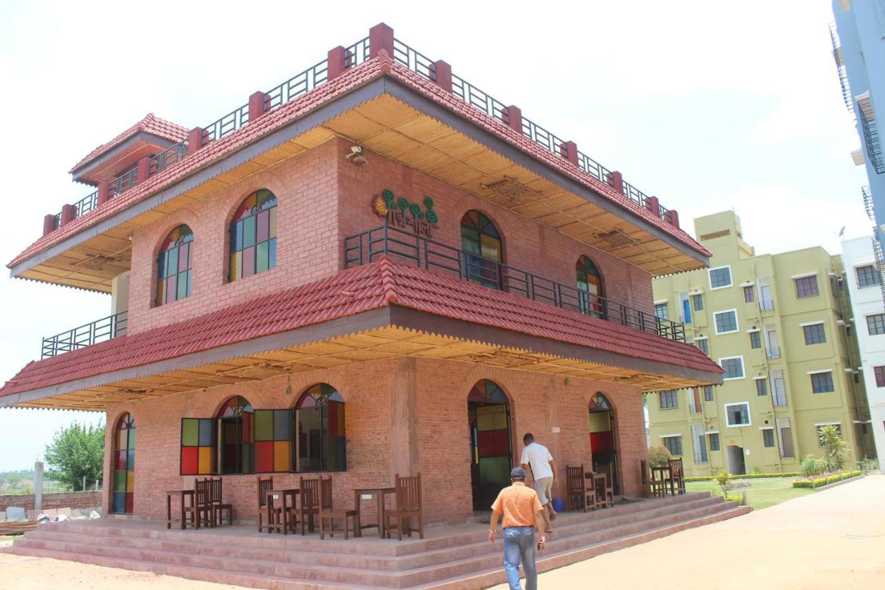 Panthashala Santiniketan Hotel Sri Niketan Exterior photo