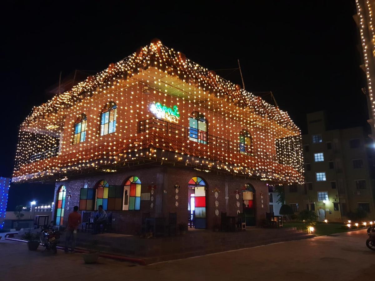 Panthashala Santiniketan Hotel Sri Niketan Exterior photo